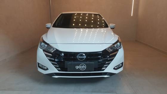 NISSAN VERSA 1.6 16V FLEX ADVANCE XTRONIC NISSAN VERSA 1.6 16V FLEX ADVANCE XTRONIC